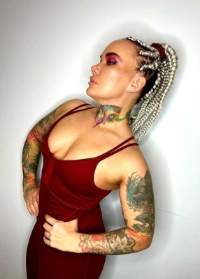 Проститутка Мари